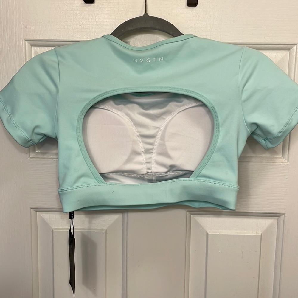 NVGTN Reveal Crop Sports Bra, XS, Aqua/Teal color